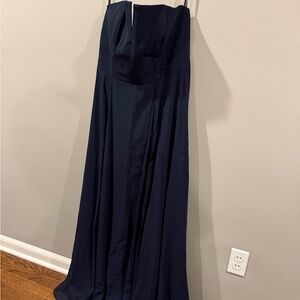 Elegant Navy Strapless Gown